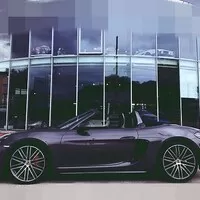 Prodej aut jako práce snů a Porsche jako auto snů?