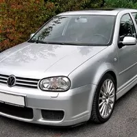 R32