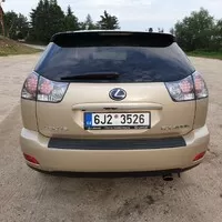 Lexus RX 400h – zdivočelý trolejbus
