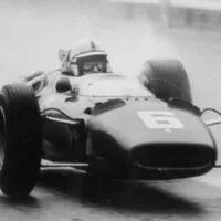 Surtees během vítězné GP Belgie ve Spa-Francorchamps, 1966
