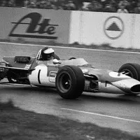 Jim Clark jede vstříc svému konci na Hockeinheimu.
