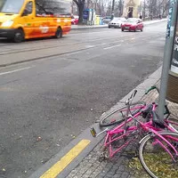Sdílené dopravní elektroprostředky jsou cesta do prdele