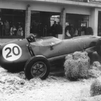 Začátky ve Formuli 1 nebyly jednoduché, Lotus 16, Velká cena Portugalska, 1958.