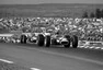 Graham Hill následovaný Clarkem, Watkins Glen, 1967.
