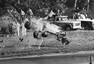 Hrozivě vypadající nehoda Grahama Hilla ve Watkins Glen, 1969.