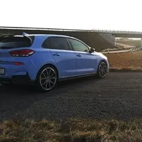 10 let, 234 aut, 397 článků...