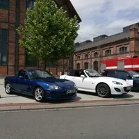 10 let, 234 aut, 397 článků...