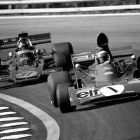 Jackie před Emersonem Fittipaldim, Österreichring, 1972