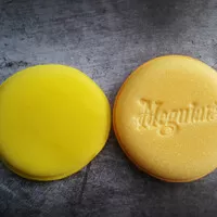 Aplikátory vlevo Čína, vpravo Meguiars