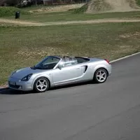 Splašené trubky, načančaný brouk, Autíčkářův trackday a spálený nos!