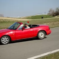 Splašené trubky, načančaný brouk, Autíčkářův trackday a spálený nos!