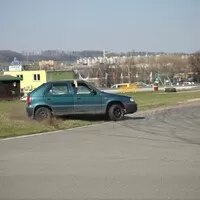 Splašené trubky, načančaný brouk, Autíčkářův trackday a spálený nos!