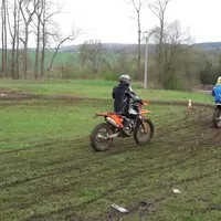 Jarní bahnění aneb jak zkrotit enduro