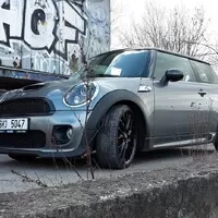 Profi test nového auta - profi blamáž nebo tomu lze věřit?