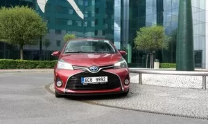 Toyota Hybrid: Slavný den, kdy k nám byl zaveden elektrický proud!