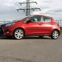 Toyota Hybrid: Slavný den, kdy k nám byl zaveden elektrický proud!