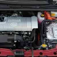 Toyota Hybrid: Slavný den, kdy k nám byl zaveden elektrický proud!