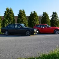BMW 320i E30: „Tříca plasťák“ slaví třicátiny