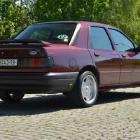 Liška aneb další zvíře na Autíčkáři