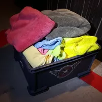 Je třeba mít zásoby utěrek a ručníků
