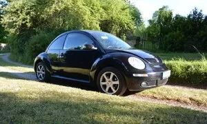VW New Beetle: Nech brouka žít!