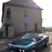 Život mezi vrtulí a hvězdou.