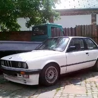 Život mezi vrtulí a hvězdou.