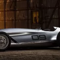 Infiniti ukazuje retro formuli Prototype 9