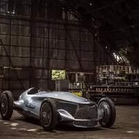 Infiniti ukazuje retro formuli Prototype 9