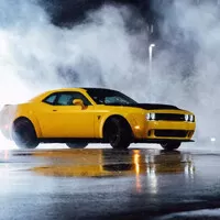 Jak dramaticky může vypadat driftování s Challengerem Demon? Velmi...