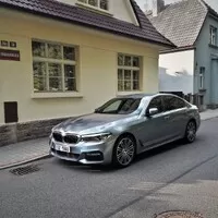 BMW 540i xDrive: Jeden vládne všem