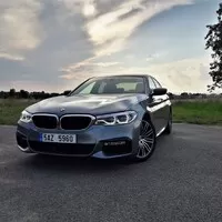 BMW 540i xDrive: Jeden vládne všem