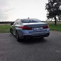 BMW 540i xDrive: Jeden vládne všem
