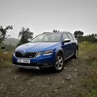 Škoda Octavia Scout 2.0 TDI: Do kanceláře cestou necestou