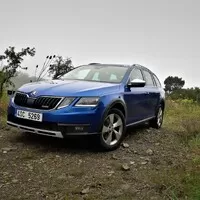 Škoda Octavia Scout 2.0 TDI: Do kanceláře cestou necestou