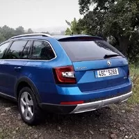 Škoda Octavia Scout 2.0 TDI: Do kanceláře cestou necestou