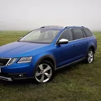 Škoda Octavia Scout 2.0 TDI: Do kanceláře cestou necestou