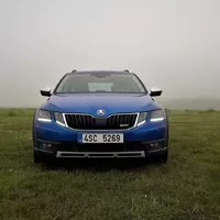 Škoda Octavia Scout 2.0 TDI: Do kanceláře cestou necestou