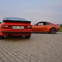 Porsche 944 S2: Auto pro řidiče
