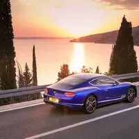 Nové Bentley Continental GT - Lehčí, hezčí a s displejem, který umí zmizet