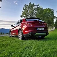 Alfa Romeo Stelvio 2.0 Turbo Q4: Automobil pro nadšeného fotra