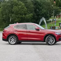 Alfa Romeo Stelvio 2.0 Turbo Q4: Automobil pro nadšeného fotra