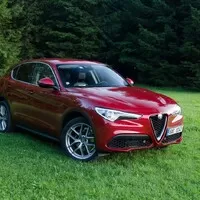 Alfa Romeo Stelvio 2.0 Turbo Q4: Automobil pro nadšeného fotra