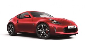 Novinky: Nissan pro nový rok lehce poupravil kupé 370Z