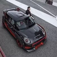 John Cooper Works GP Concept je Mini na steroidech