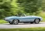 Jaguar zajišťuje veterány na budoucnost. Baterkami a elektromotorem