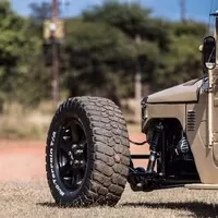 Land Cruiser FJ40 jako street rod - boží!