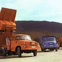 Tatra Kopřivnice: Odolá válečným polím, poušti i proletariátu (2. část)