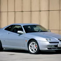 Je Alfa GTV 916 krám? I když má Busso...
