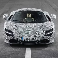 McLaren ukazuje vývojový prototyp nadcházejícího hypersportu